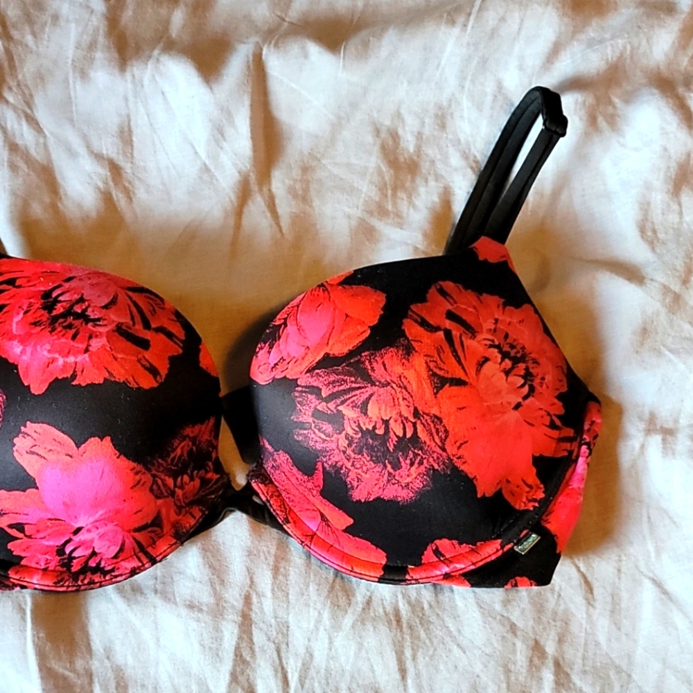 Very Sexy VS Pushup Bra size 34D